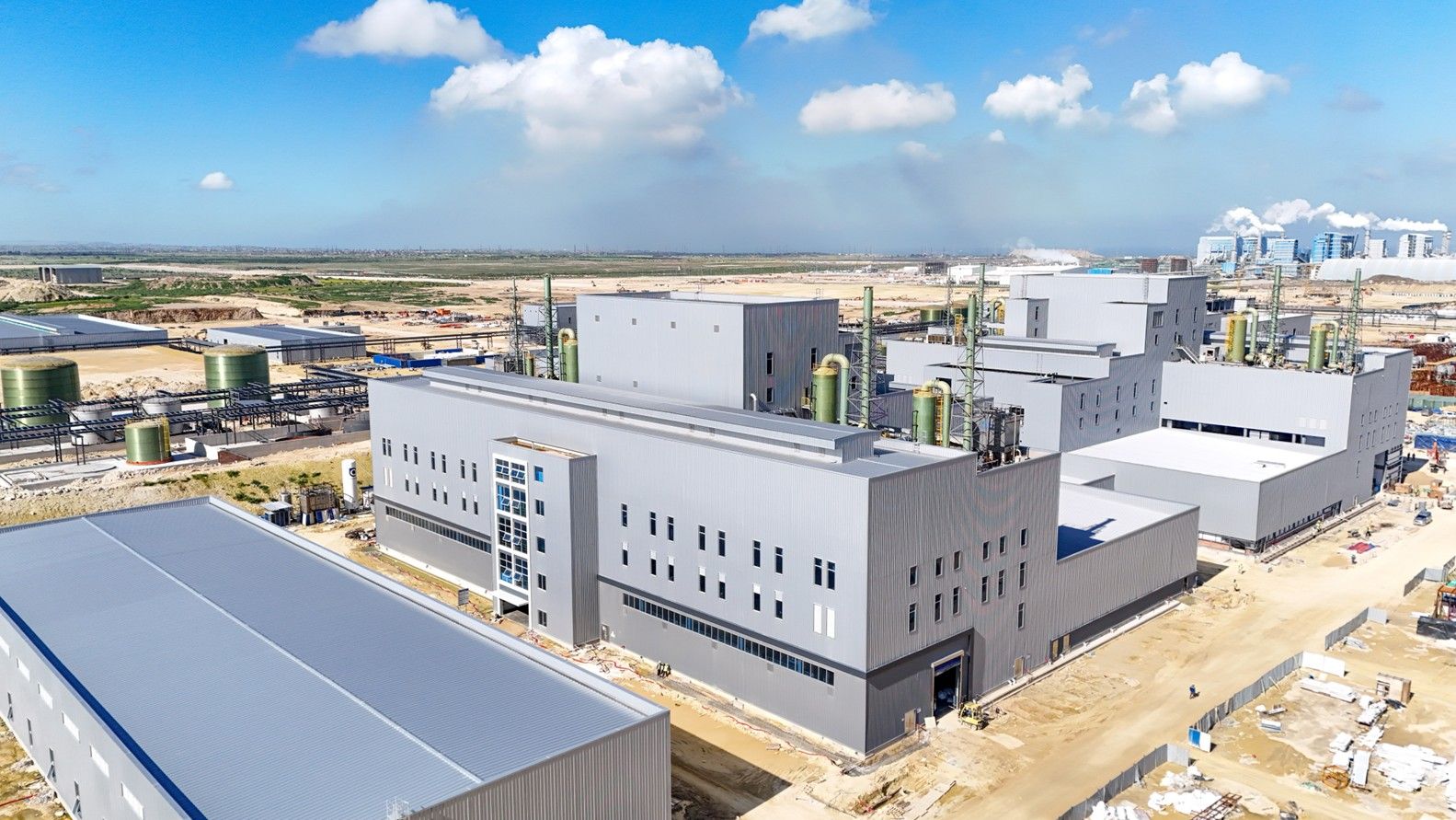 COBCO y Umicore firman un acuerdo estratégico de suministro de pCAM para baterías de vehículos eléctricos