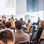 AB Grupo ofrece cobertura integral como agencia de azafatas para eventos en entornos corporativos