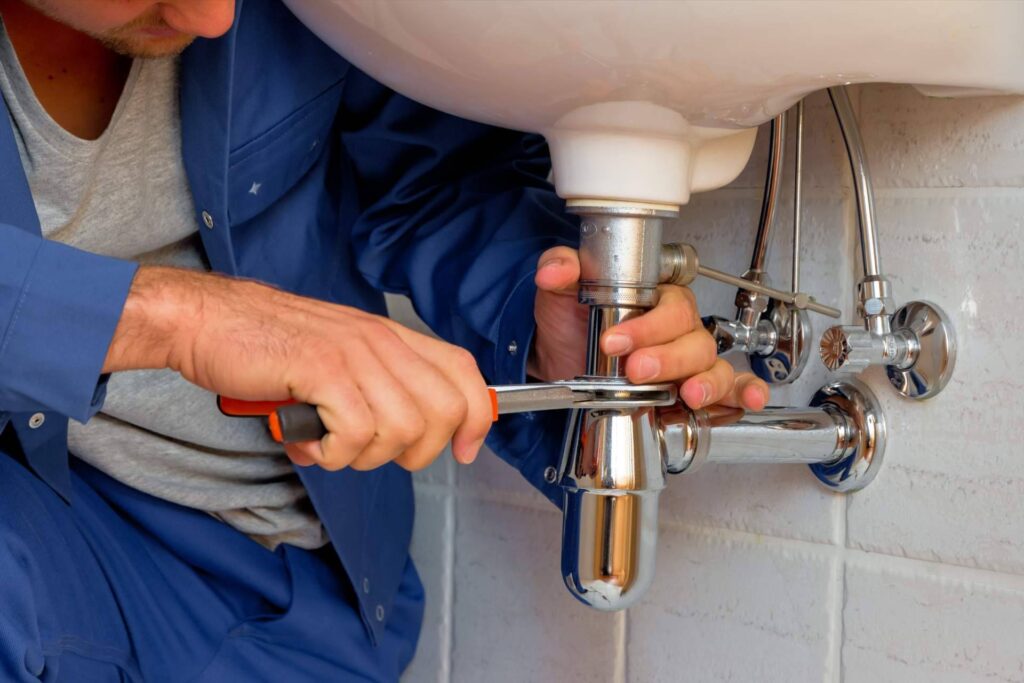 El servicio con fontaneros de confianza en Fuengirola y Marbella que ofrece Reparaciones González
