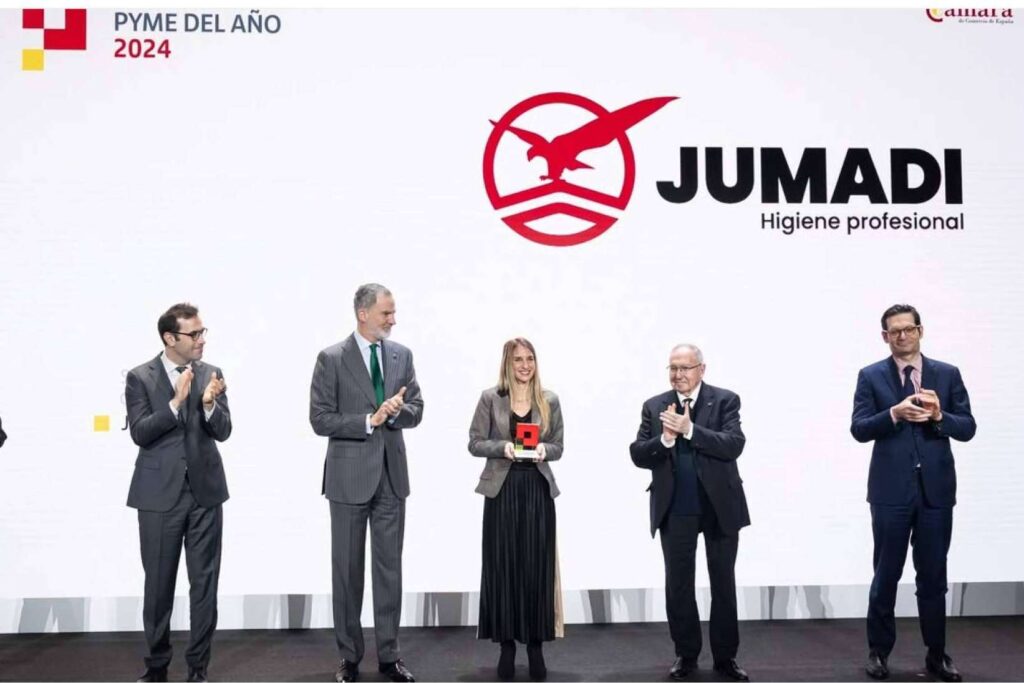 Grupo Jumadi, referente en higiene profesional, recibe el premio nacional Pyme Sostenible del Año