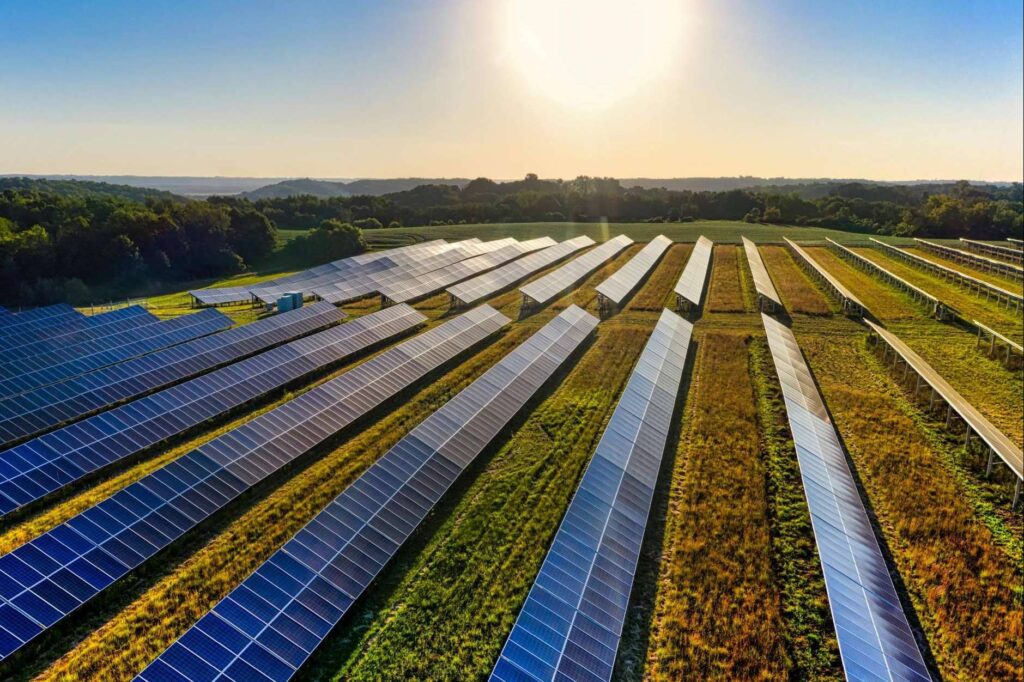 AleaSoft; Gas y petróleo registran caídas históricas mientras la fotovoltaica alcanza récords