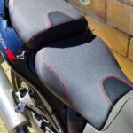 JM Fundas diseña asientos de moto personalizados y confort con acabados artesanales y funcionales