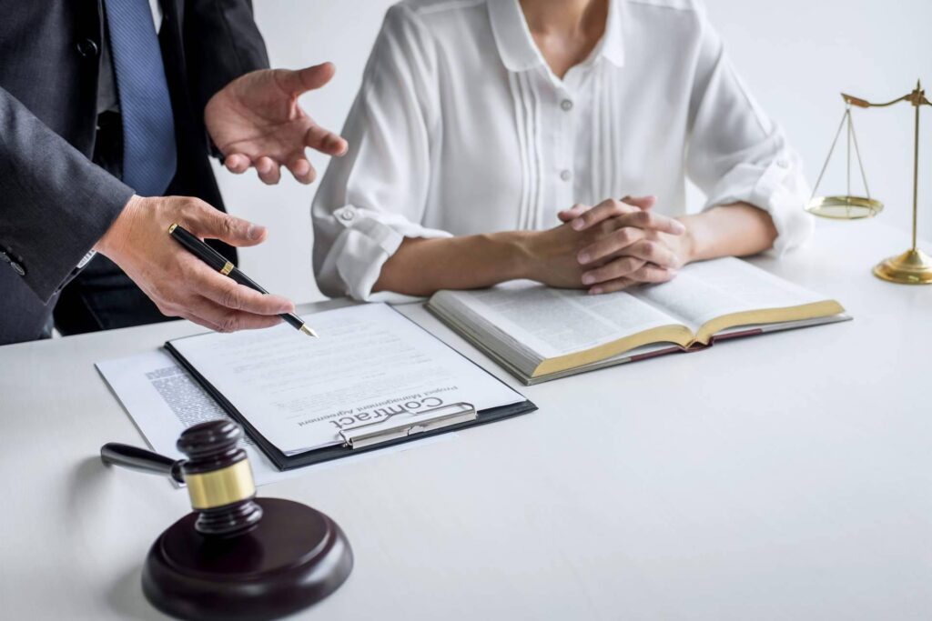 Abogados en Barcelona y Madrid alertan sobre el impacto legal del fin de la Golden Visa en España