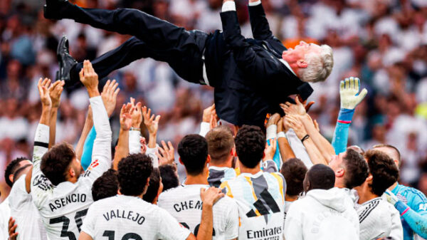 El día en el que todo el Santiago Bernabéu lloró junto a Florentino, Luka Modric y Carlo Ancelotti El día en el que todo el Santiago Bernabéu lloró junto a Florentino, Luka Modric y Carlo Ancelotti