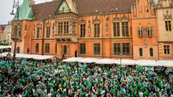 LLegar a la final de la Conference, el mayor orgullo para hinchada de un Betis valiente