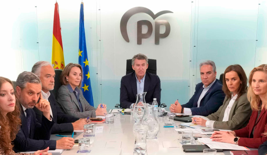 Colapso de Sánchez en una cadena de crisis y bajo la presión en el pulso de BBVA y Sabadell