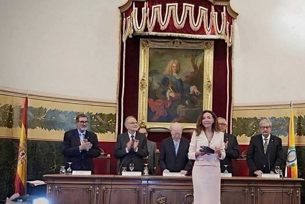 Esther Koplowitz y su Fundación reconocidas como Socio Protector de Honor por la Real Academia de Medicina