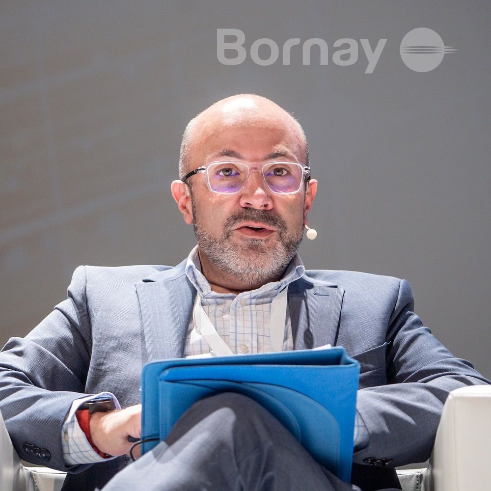 J.D.D. Bornay: “Un crecimiento desordenado del autoconsumo sin acompañamiento normativo ágil son las posibles causas del colapso energético”