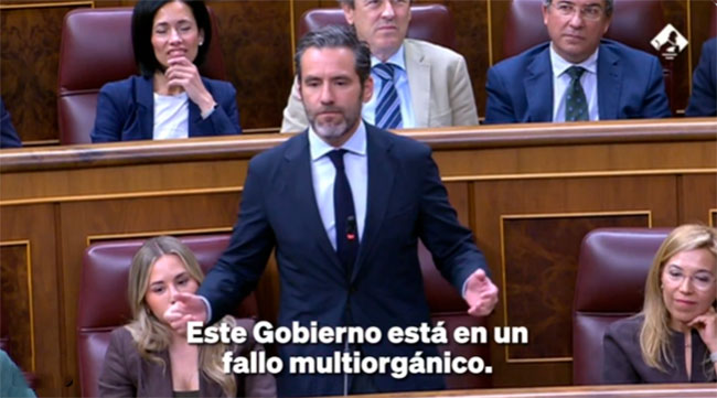 La mano de Sánchez y de Santos Cerdán en el apoyo a la fontanera Leire Díez