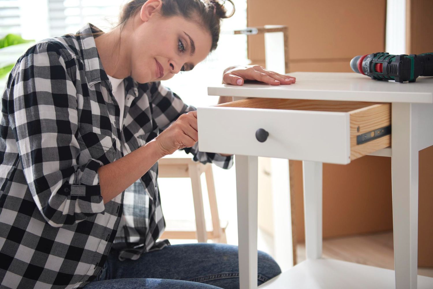 Mudanzas Manzano explica cómo desmontar muebles de forma segura
