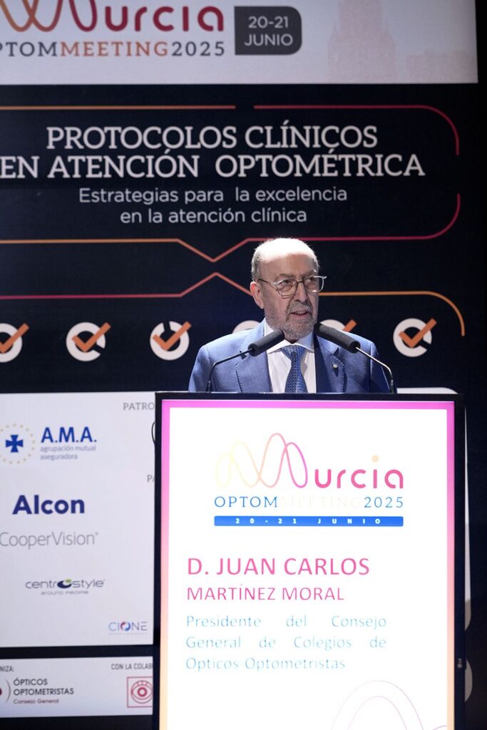 El congreso OPTOM Meeting 2025 celebrado en Murcia se clausura con un gran éxito de convocatoria y una gran calidad de exposiciones científicas