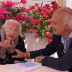 El secreto de la eterna juventud de Teresa a las puertas de sus 112 años lo comparte con el Dr. de la Peña El secreto de la eterna juventud de Teresa a las puertas de sus 112 años lo comparte con el Dr. de la Peña
