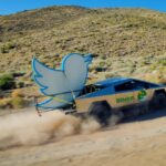 Ditchit hace estallar el icónico pájaro de Twitter para simbolizar el lanzamiento de su marketplace local Ditchit hace estallar el icónico pájaro de Twitter para simbolizar el lanzamiento de su marketplace local
