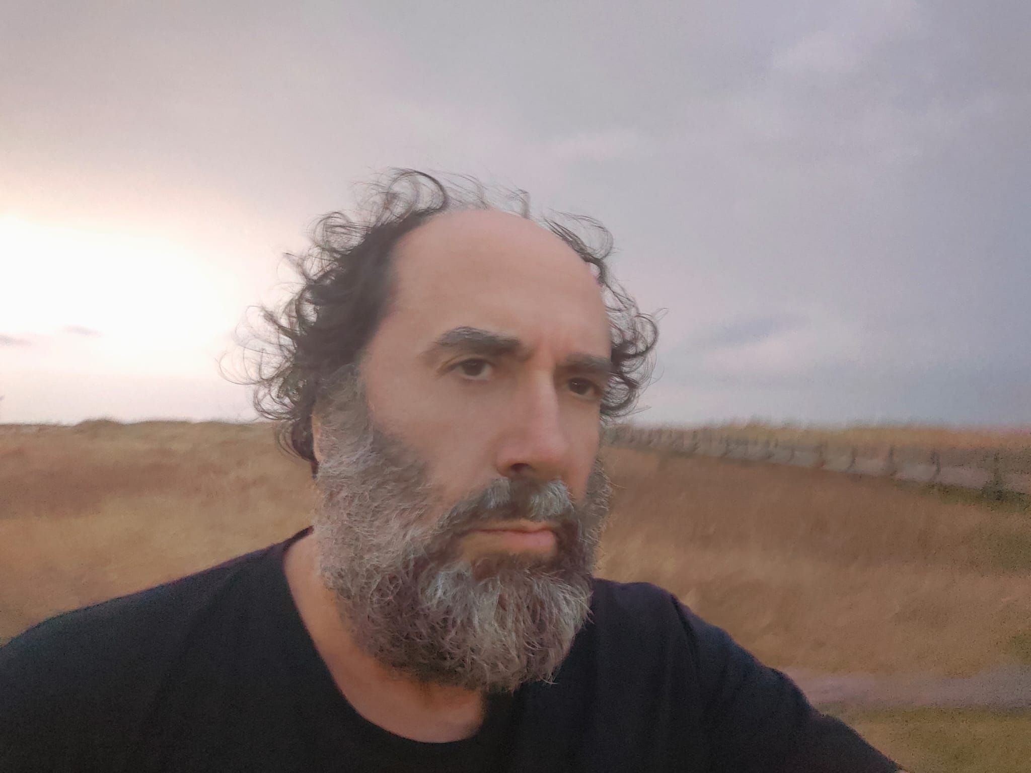 Mikel Urmeneta reduce el arte a un acto de fe con una obra preconceptual no compartida alojada en su mente.