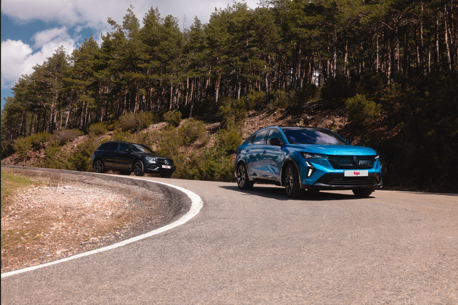 Vacaciones sobre ruedas: cinco coches perfectos desde 15 euros al día