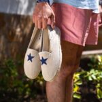 MACALA revoluciona el verano mediterráneo con sus alpargatas artesanales de diseño y producción local