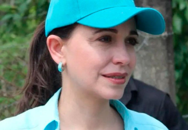 Petro desconcertado, Macron decide proteger Martinica, y presión de la FANB sobre Maduro, Vladimir Padrino y  Cabello