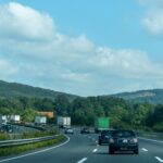 El envejecido parque móvil y las deficiencias en las infraestructuras reabren el debate sobre la seguridad vial en la época del año con más desplazamientos, según SMA Road Safety