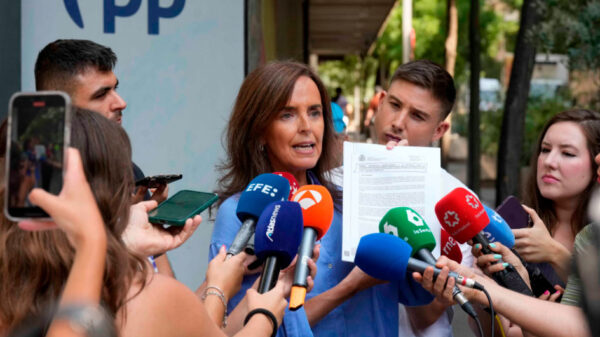 Sánchez urge aún más protección de Guardia Civil ante la indignación en la mayor crisis de fuego y visita de Zapatero