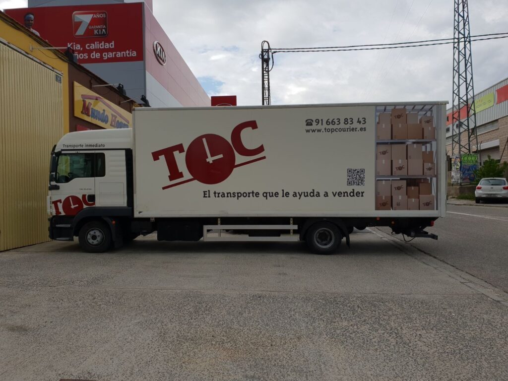 Top Courier refuerza su posicionamiento como empresa de transporte de confianza para negocios en España