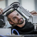 Formación Universitaria presenta su curso para el Título Oficial de Técnico Superior en Automatización y Robótica Industrial