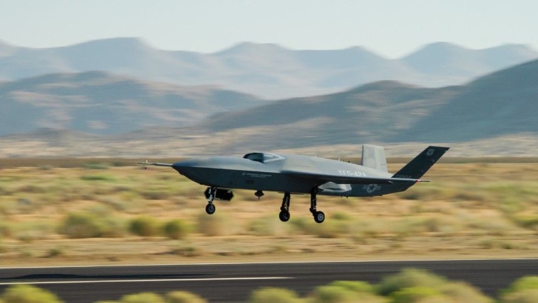 GA-ASI marca otro hito en la aviación con las pruebas de vuelo del YFQ-42A CCA