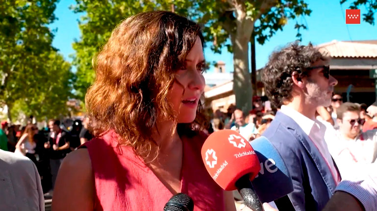 Perico Delgado contra PSOE, Sumar y Podemos, y Ayuso denuncia el  fuego de Sánchez  contra la Vuelta