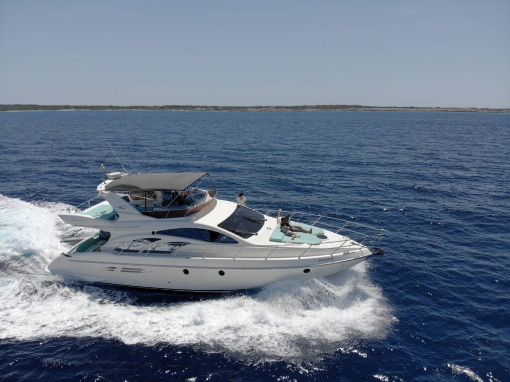 Turistas de todo el mundo disfrutan de Ibiza para navegar: BOATS 4 IBIZA revela las experiencias en barco más demandadas
