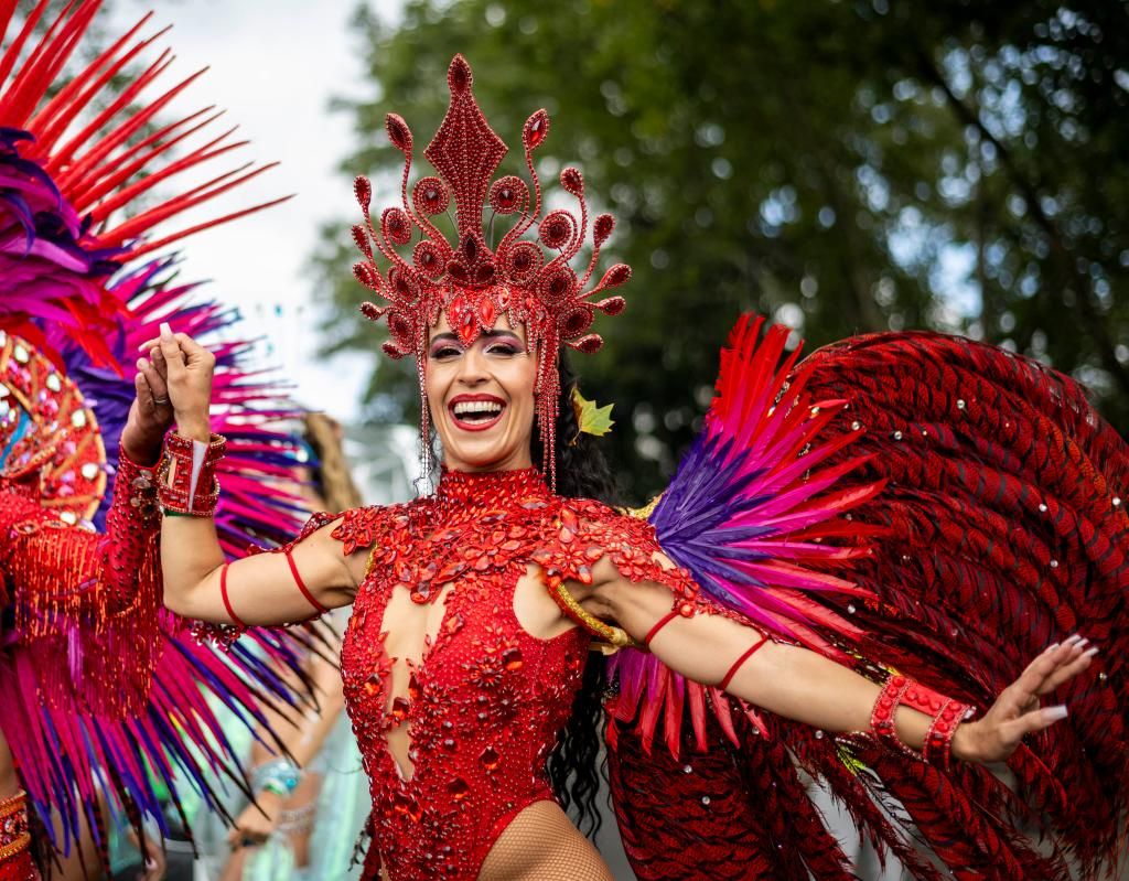 The ShowRoom Mag sella un acuerdo para llevar los Carnavales de Canarias al Carnaval de Notting Hill 
