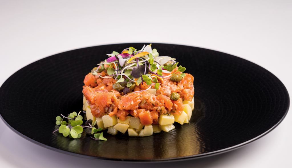 Martiko lanza un nuevo tartar de salmón ahumado salvaje de Alaska