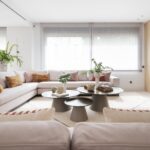 Cojines con diseño, textura y confort: los imprescindibles para redecorar cualquier rincón este otoño