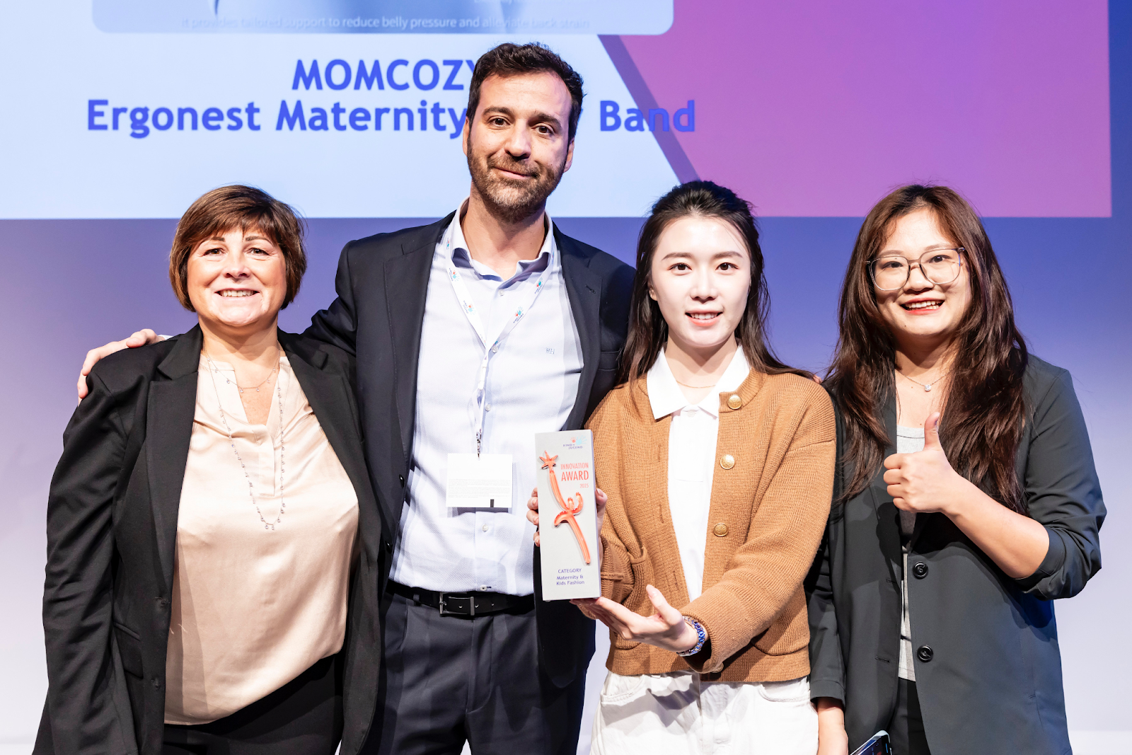 Momcozy es galardonada en Kind+Jugend 2025 por su innovación en el cuidado materno