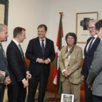 El Departamento de Salud del Gobierno Vasco recibe al Consejo de Farmacéuticos de Euskadi con motivo del Día Mundial de la profesión