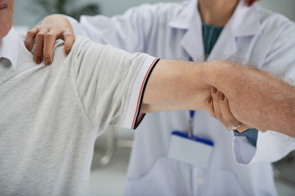 El Hospital Quirónsalud Vitoria refuerza su apuesta por la ortopedia del adulto con un modelo orientado a tratamientos eficaces y recuperación funcional
