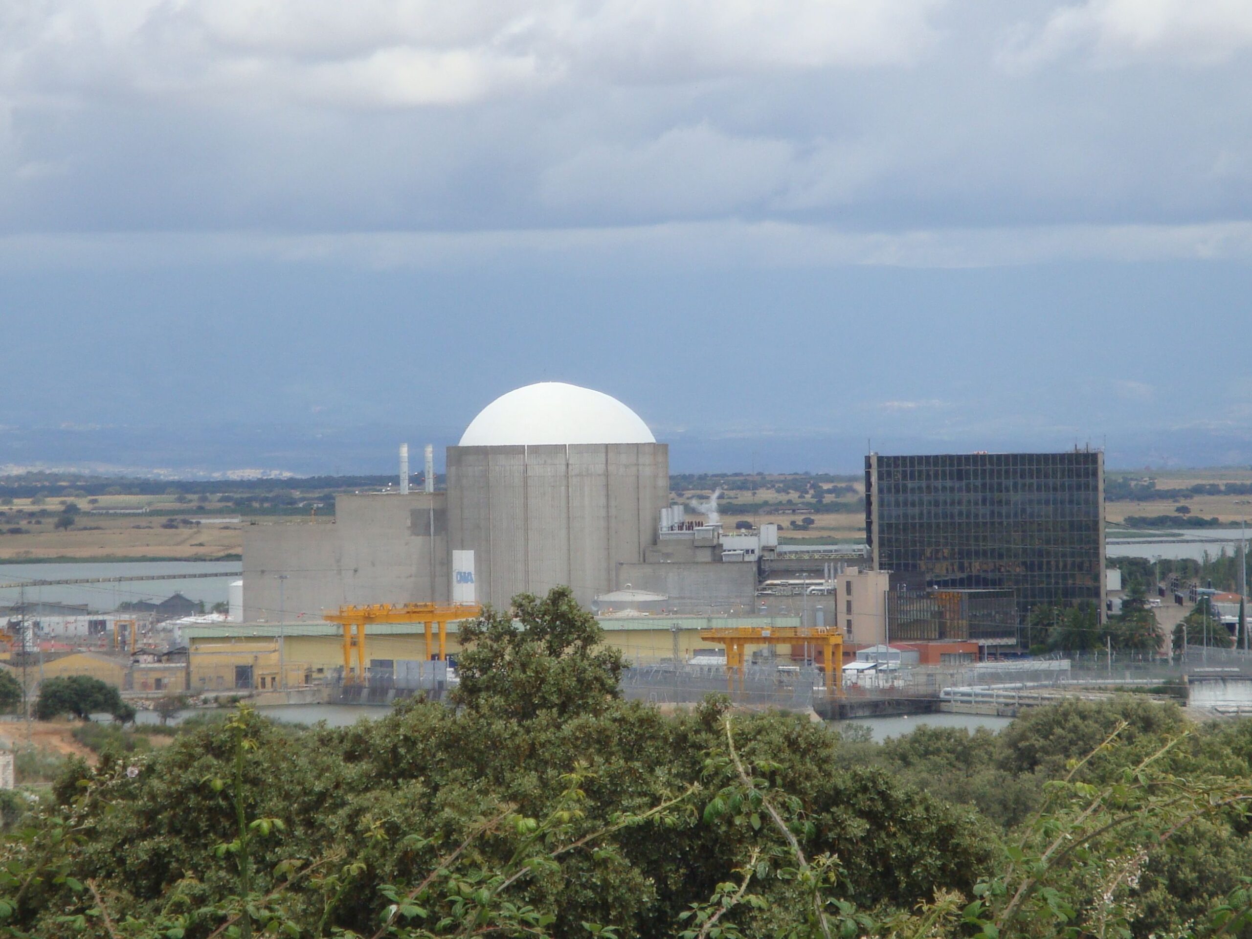 La consultora Metyis señala que el cierre de la central nuclear de Almaraz tendría consecuencias sociales, económicas y energéticas
