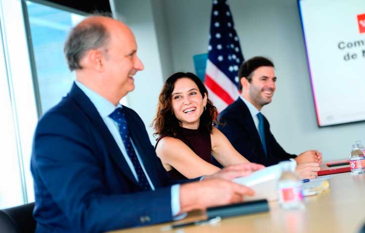 Nueva York, Miami y Austin, el plan de Ayuso de empresas y empleo para jóvenes