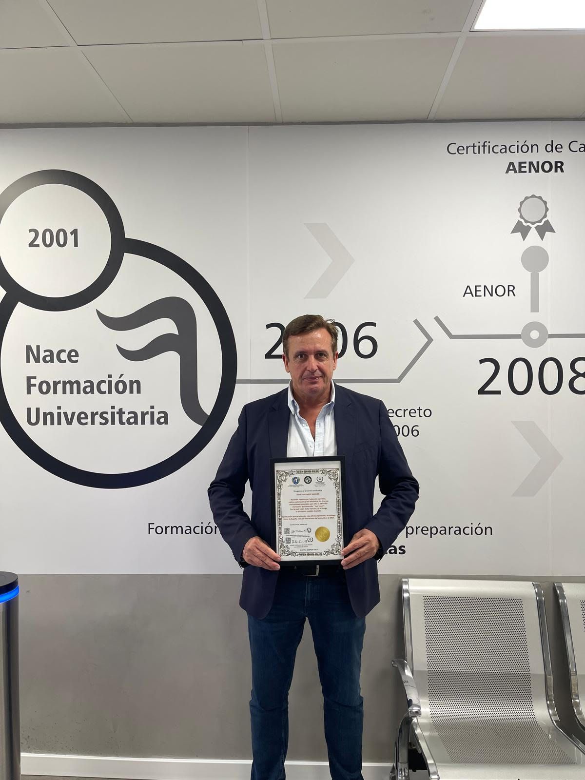 Ignacio Campoy Aguilar, Cum Laude por el Instituto Internacional de Estudios Globales para el Desarrollo Humano Ignacio Campoy Aguilar, Cum Laude por el Instituto Internacional de Estudios Globales para el Desarrollo Humano