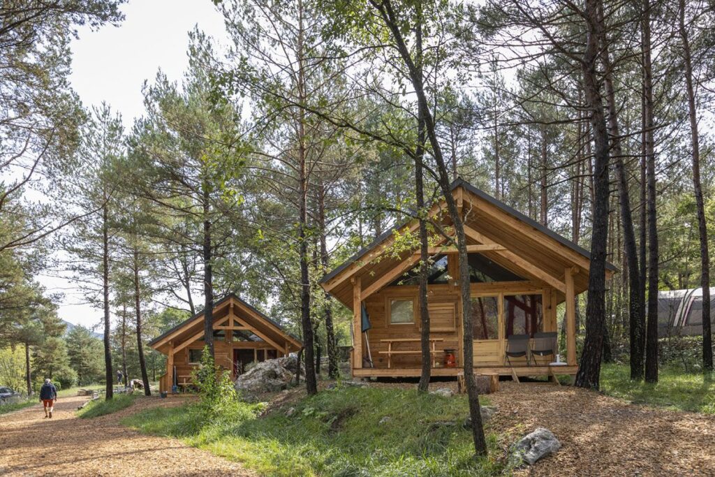 Un año nuevo entre montañas: la escapada más auténtica de Huttopia