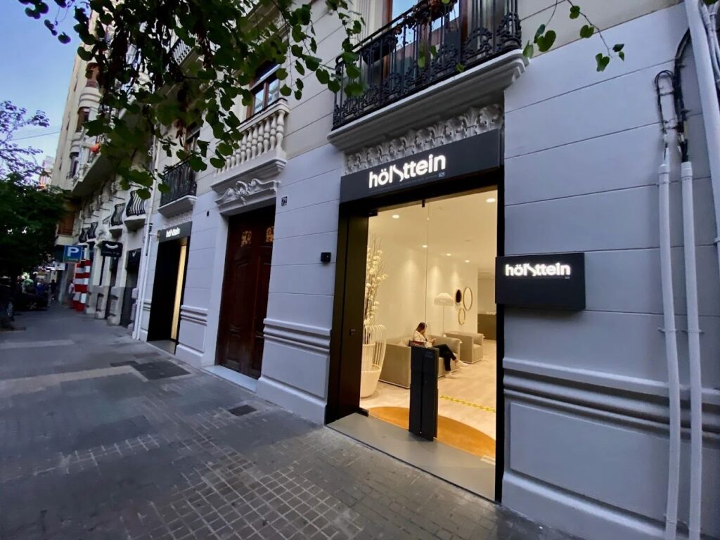 Hölsttein clínica capilar en Valencia referente en tratamientos capilares