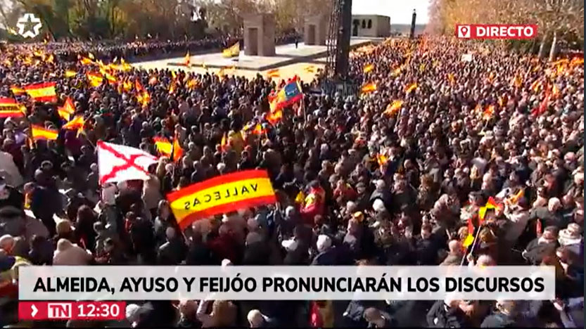 Contra mordidas y cloacas, y exigencia de democracia, urnas y decencia