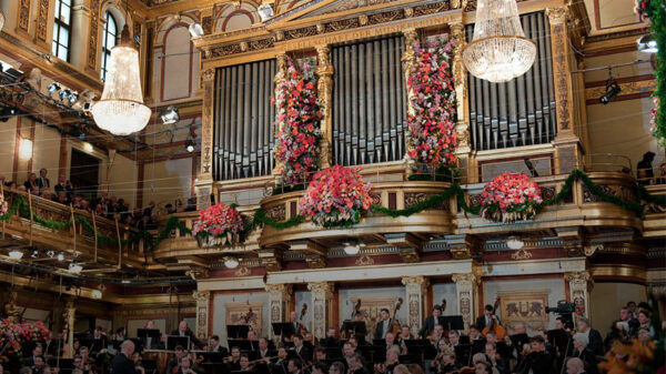 Yannick Nézet-Séguin dirige por primera vez con su fuerte personalidad el Concierto de Año Nuevo