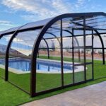 CUBRILAND: marca destacada en fabricación de cubiertas para piscinas
