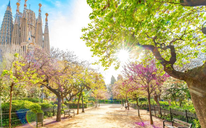 Copisa avanza sus obras: entorno de la Sagrada Família, CAP de Castelldefels y Escuela Les Filadores