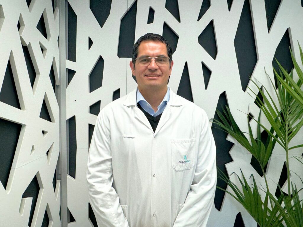 El traumatólogo de Policlínica Gipuzkoa, Dr. Gastón Camino, recibe un prestigioso reconocimiento internacional por su investigación en columna vertebral