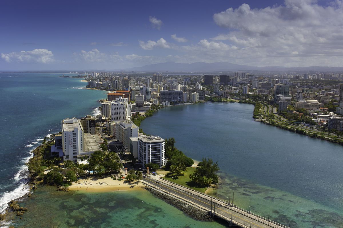 Puerto Rico está de moda: los planes y las mejores semanas para viajar este mes de abril según KAYAK