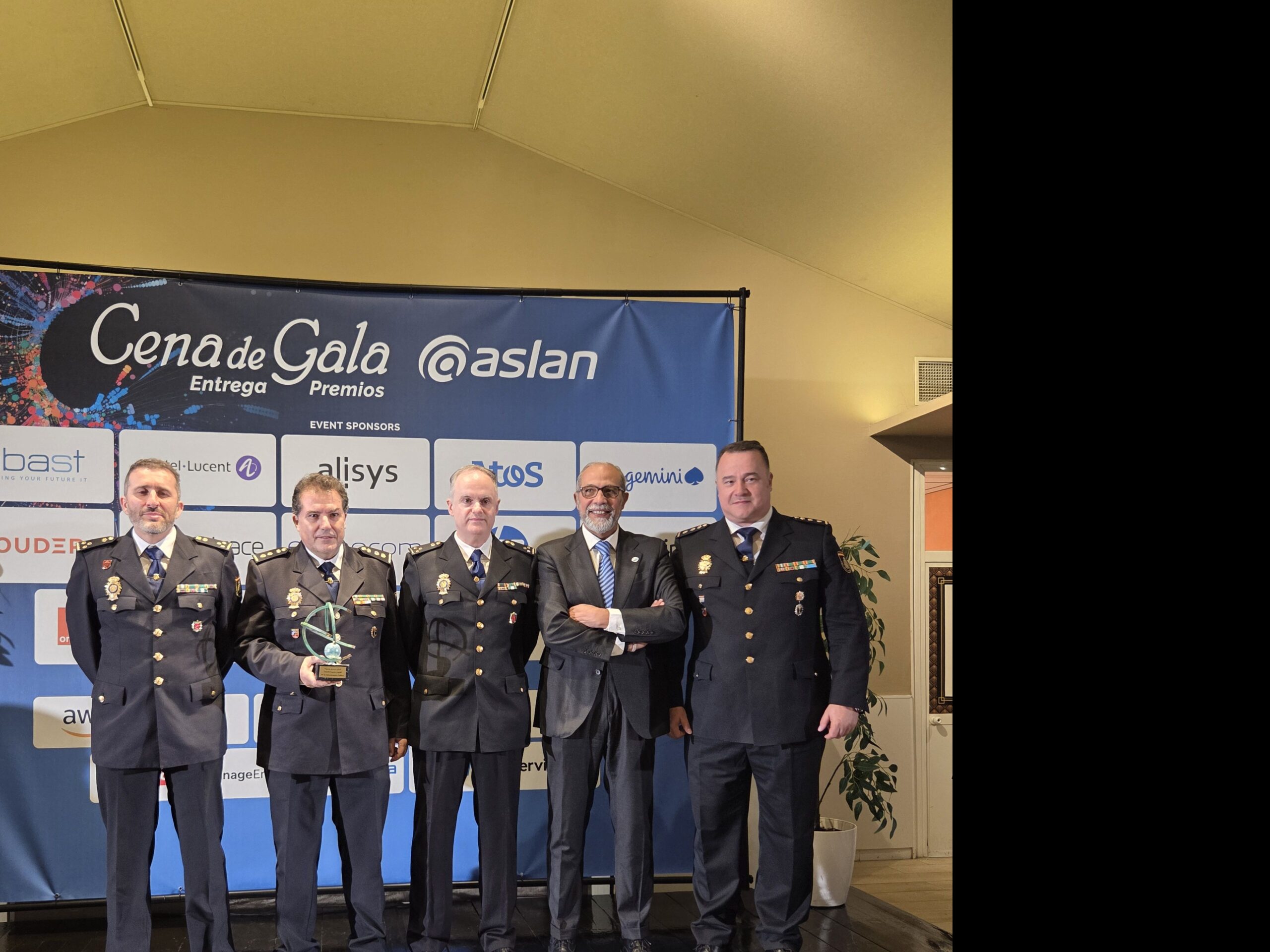 Virtual Cable y Policía Nacional, mejor proyecto de infraestructuras digitales y cloud en los Premios ASLAN