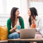 Las mujeres españolas ponen en riesgo su seguridad financiera para priorizar el cuidado de su familia
