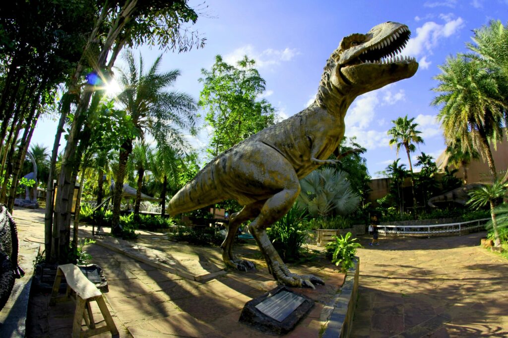 Los dinosaurios llegan a la Sierra de Madrid: DINOLANDIA abre el 2 de abril en San Martín de Valdeiglesias