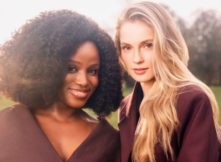 Francesca y Michaela Stirling, protagonistas de la quinta temporada de Los Bridgerton