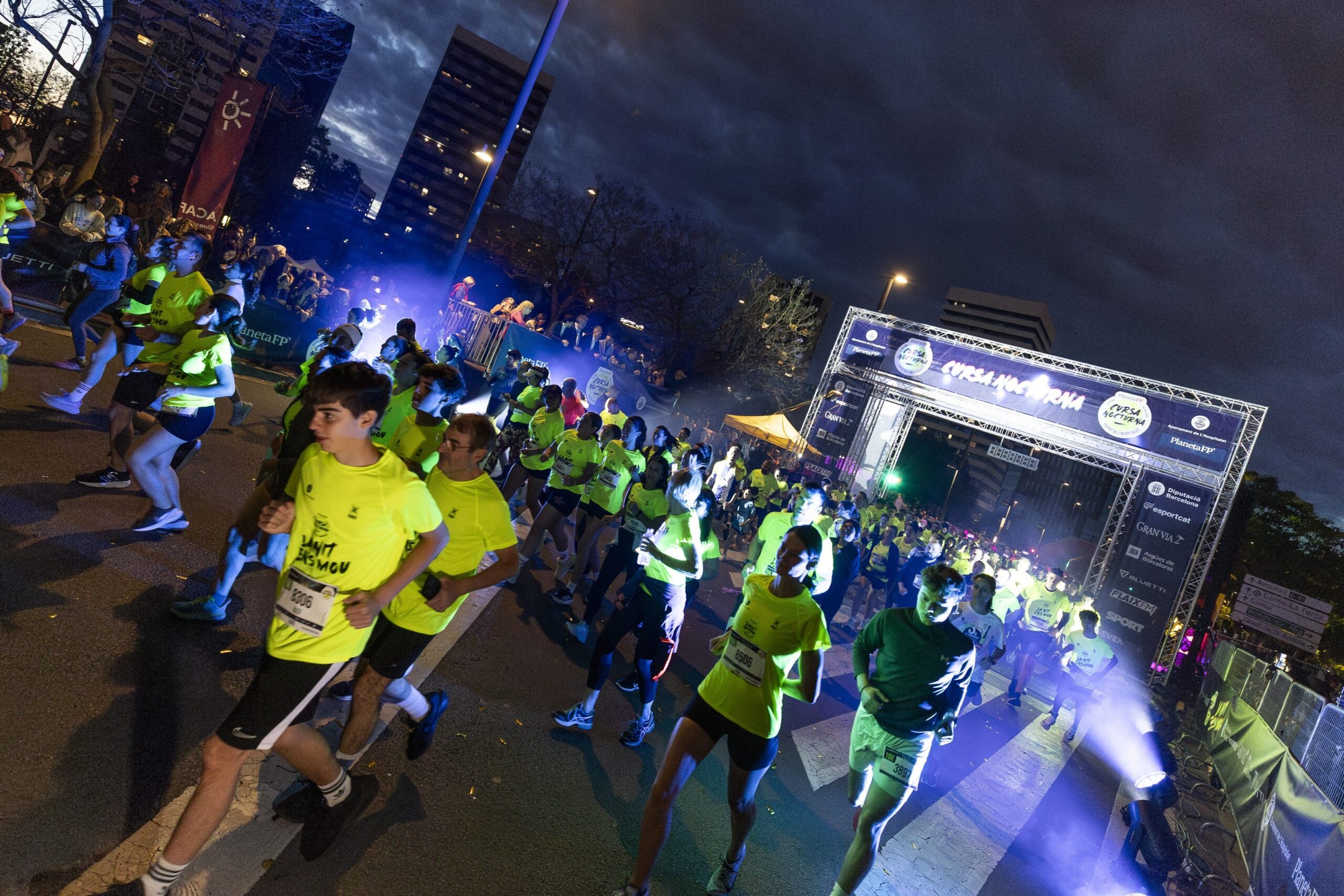 La Carrera Nocturna PlanetaFP de L’Hospitalet de Llobregat suma un nuevo éxito